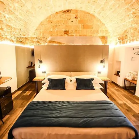 Luna Federiciana Luxury & Bed & Breakfast Altamura