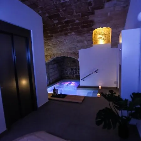 Luna Federiciana Luxury & 2* Altamura